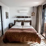 Ana Maria - Townhouse Nyaraló Alicante