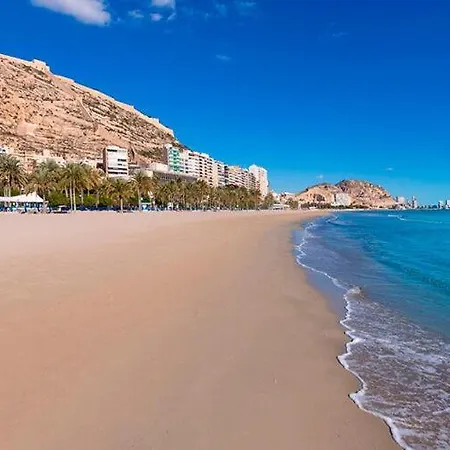 Ana Maria - Townhouse Casa de Férias Alicante