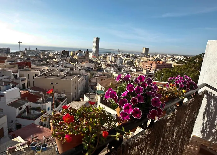 Ana Maria - Townhouse * Alicante